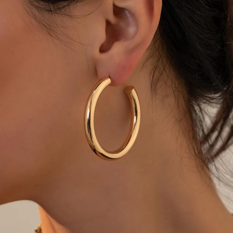 C SHAPE EARRINGS