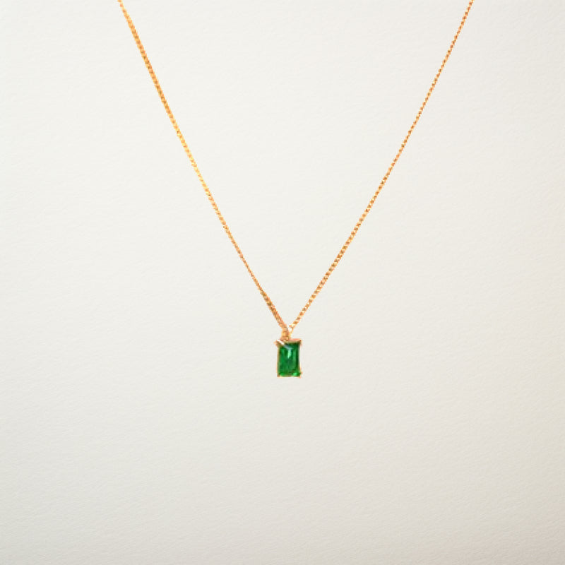 MINIMALIST EMERALD NECKLACE