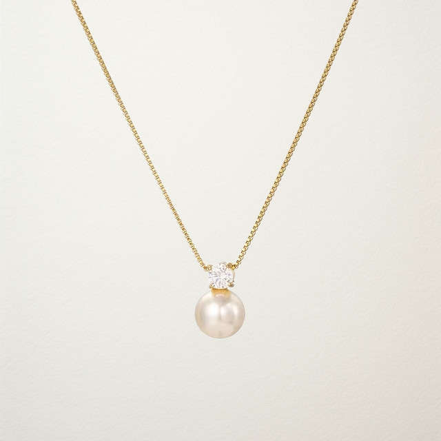 ELEGANCE PEARL NECKLACE